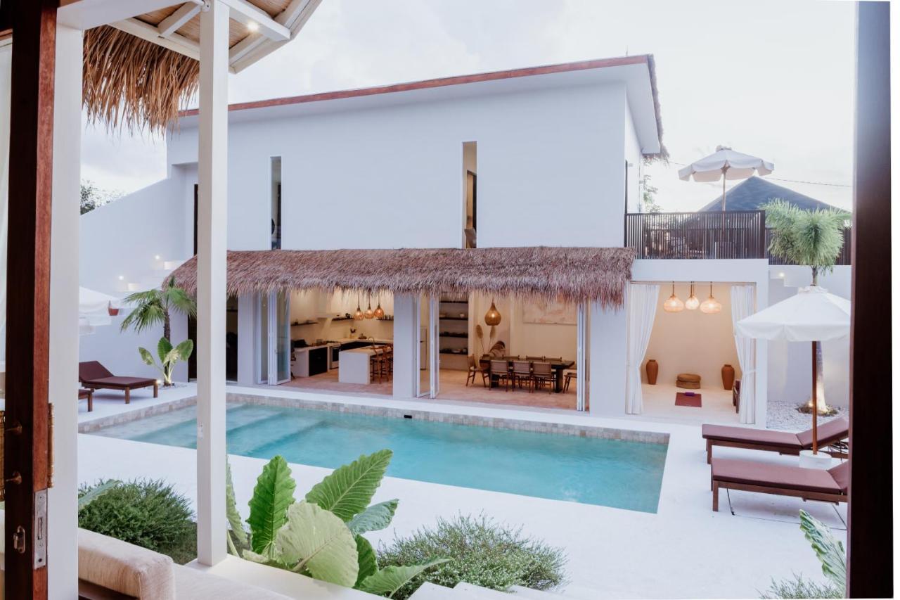 Hotel The Hut Hut Uluwatu Exterior foto
