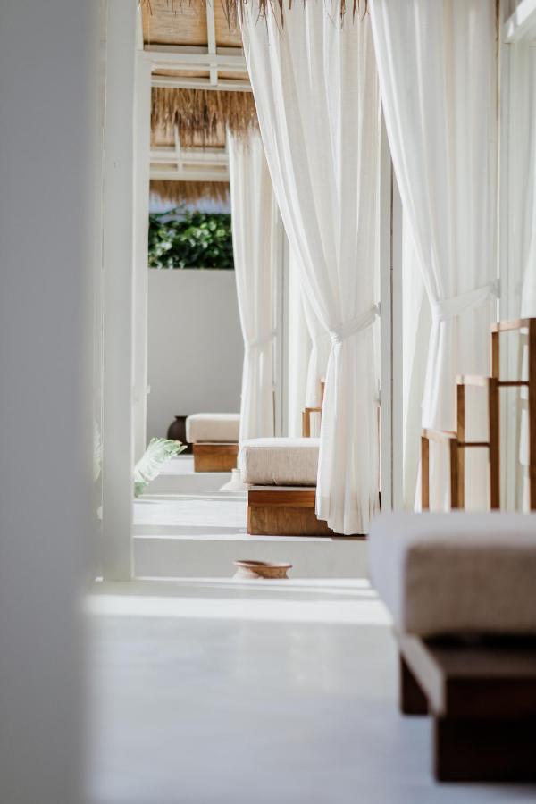 Hotel The Hut Hut Uluwatu Exterior foto