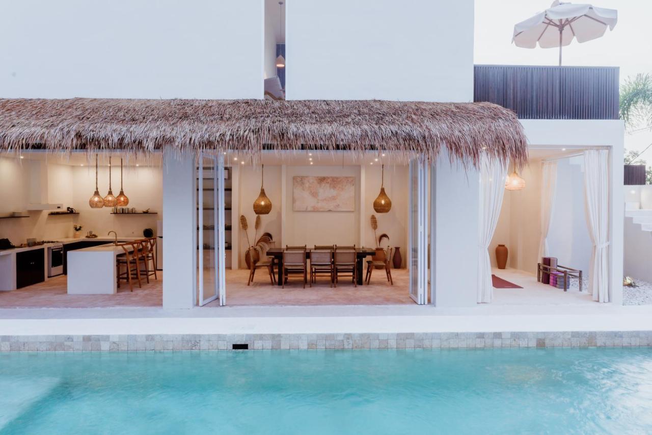 Hotel The Hut Hut Uluwatu Exterior foto