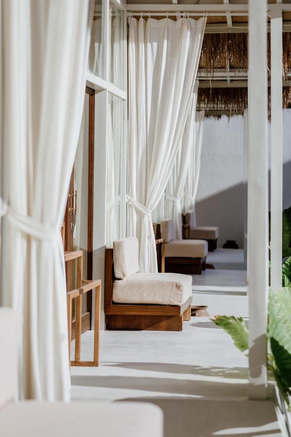 Hotel The Hut Hut Uluwatu Exterior foto